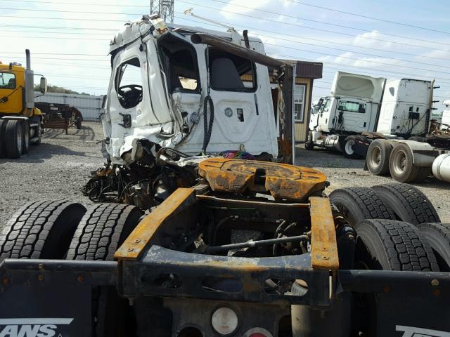 3AKJGED61ESFV0583 - 2014 FREIGHTLINER CASCADIA 1 WHITE photo 6