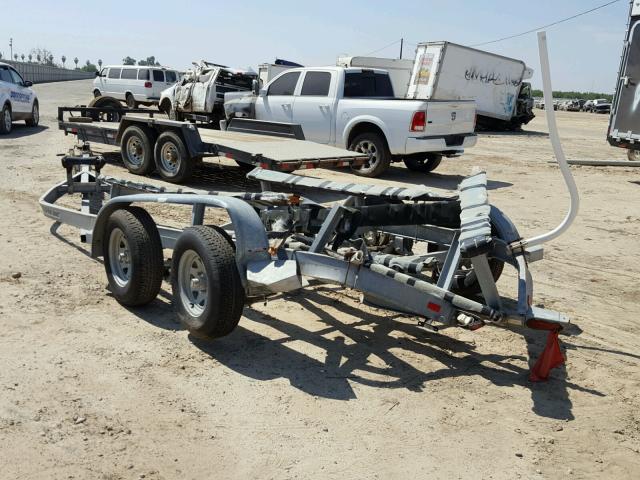 1T0BS18D35S152983 - 2005 BOAT TRAILER SILVER photo 3