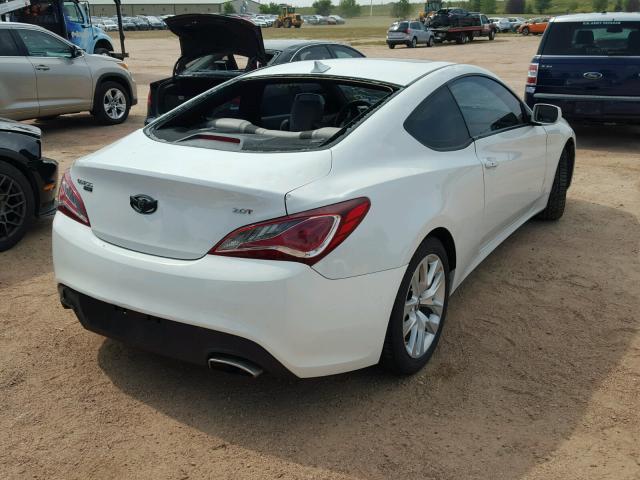 KMHHT6KD8DU091915 - 2013 HYUNDAI GENESIS CO WHITE photo 4