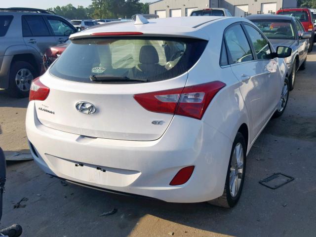 KMHD35LE0DU127399 - 2013 HYUNDAI ELANTRA GT WHITE photo 4