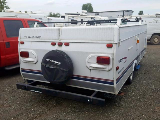 4CG631H1457267386 - 2005 FLEETWOOD SEQUOIA WHITE photo 4