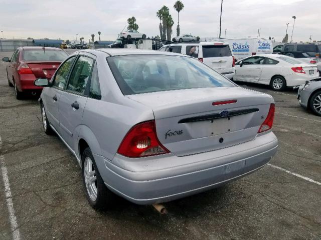 1FAFP34Z53W292123 - 2003 FORD FOCUS SE C SILVER photo 3