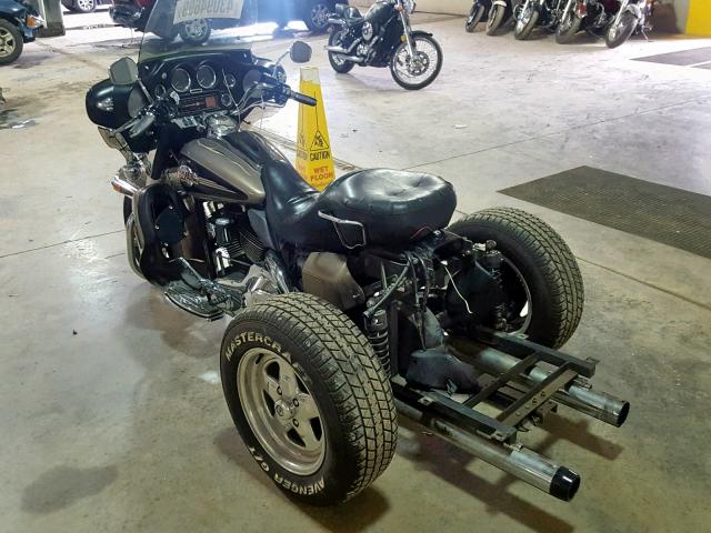 1HD1FCW135Y684859 - 2005 HARLEY-DAVIDSON FLHTCUI TWO TONE photo 3