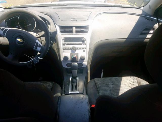 1G1ZC5E12BF300340 - 2011 CHEVROLET MALIBU 1LT 金色 照片 9