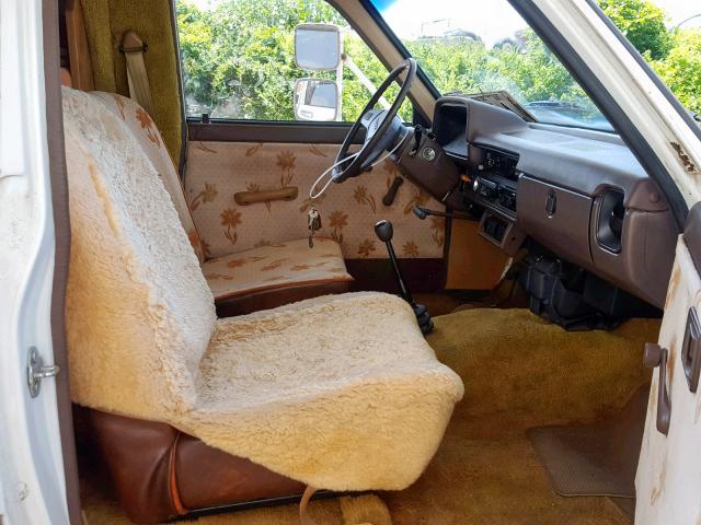 JT5RN44D3D1158289 - 1983 TOYOTA PICKUP / C BEIGE photo 5