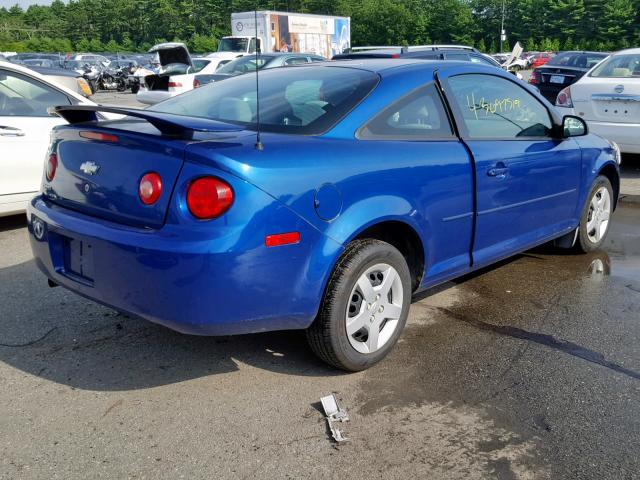 1G1AK12F657604942 - 2005 CHEVROLET COBALT BLUE photo 4