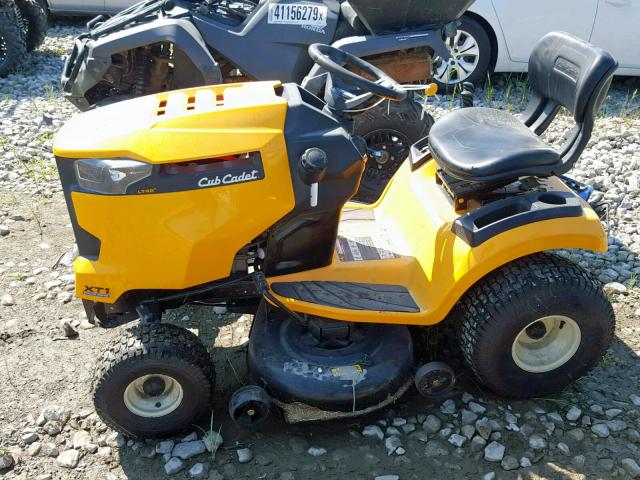 1C128H40118 - 2018 CUB LAWN MOWER YELLOW photo 9