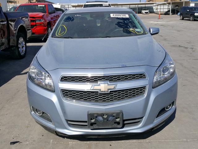 1G11G5SX8DU142689 - 2013 CHEVROLET MALIBU 3LT ვერცხლისფერი ფოტო 9