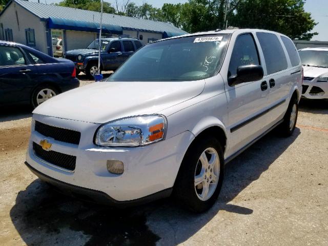 1GNDV23W88D160251 - 2008 CHEVROLET UPLANDER L WHITE photo 2