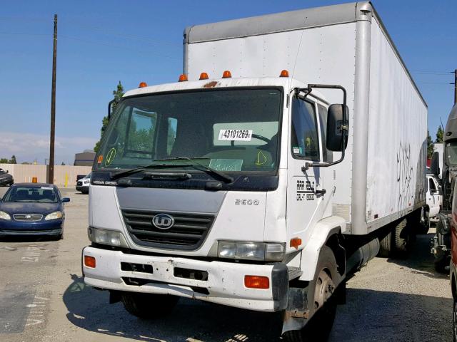 JNAPA80H27AS60312 - 2007 NISSAN DIESEL UD2600 WHITE photo 2