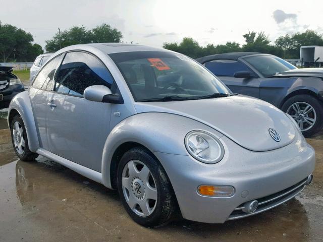 3VWCB21C91M465447 - 2001 VOLKSWAGEN NEW BEETLE SILVER photo 1