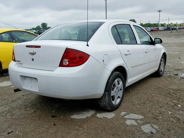 1G1AK52F957580515 - 2005 CHEVROLET COBALT WHITE photo 4