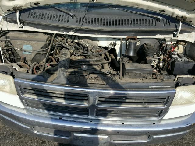 2B6HB21Y6TK138744 - 1996 DODGE RAM VAN B2 WHITE photo 7