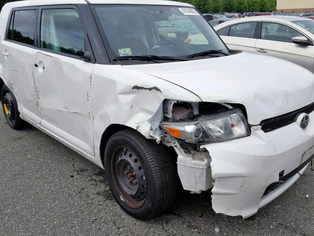 JTLZE4FE7EJ061385 - 2014 TOYOTA SCION XB 白色 照片 9