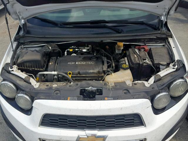 1G1JA5SH9E4233238 - 2014 CHEVROLET SONIC LS WHITE photo 7