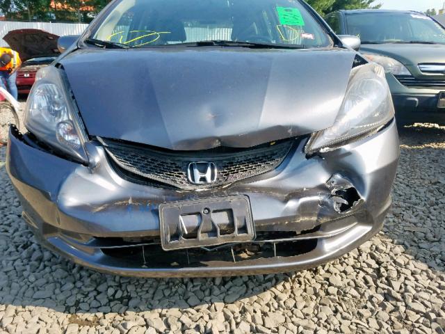 JHMGE8H35CC034398 - 2012 HONDA FIT GRAY photo 9