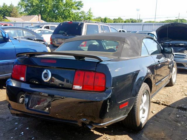 1ZVHT85H095135449 - 2009 FORD MUSTANG GT BLACK photo 4