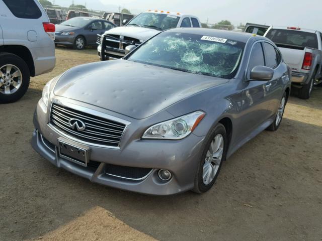 JN1AY1AR5BM570574 - 2011 INFINITI M56 X SILVER photo 2