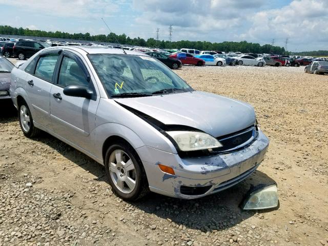 1FAHP34N35W304777 - 2005 FORD FOCUS ZX4 SILVER photo 1