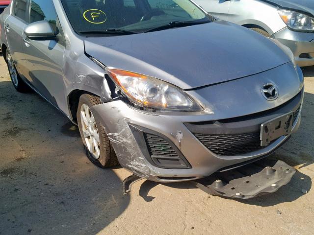 JM1BL1VF4B1402412 - 2011 MAZDA 3 I SILVER photo 9