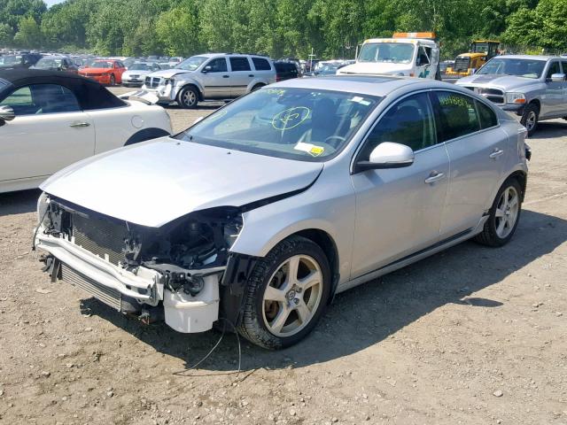 YV1622FS4C2112067 - 2012 VOLVO S60 T5 SILVER photo 2