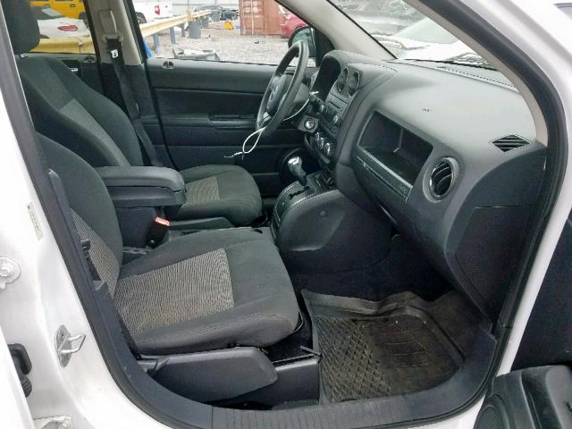 1C4NJCBA6CD550651 - 2012 JEEP COMPASS SP თეთრი ფოტო 5