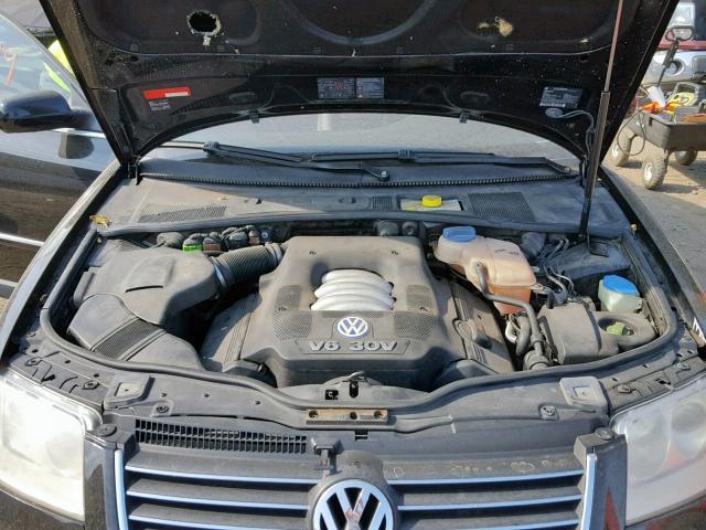 WVWRH63B63P245946 - 2003 VOLKSWAGEN PASSAT GLX BLACK photo 7