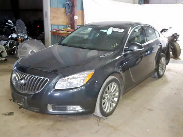 2G4GS5EV2C9212995 - 2012 BUICK REGAL PREM GRAY photo 2