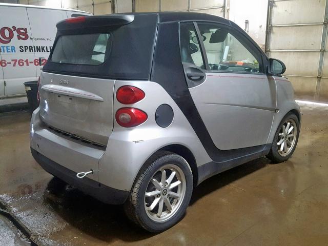 WMEEK31X69K261911 - 2009 SMART FORTWO PAS 白色 照片 4