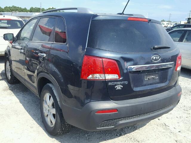 5XYKTCA69DG393257 - 2013 KIA SORENTO LX BLUE photo 3