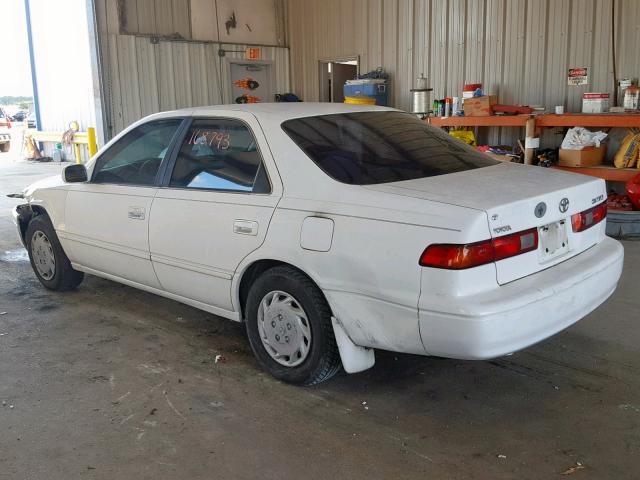 4T1BG22K2XU909127 - 1999 TOYOTA CAMRY CE WHITE photo 3