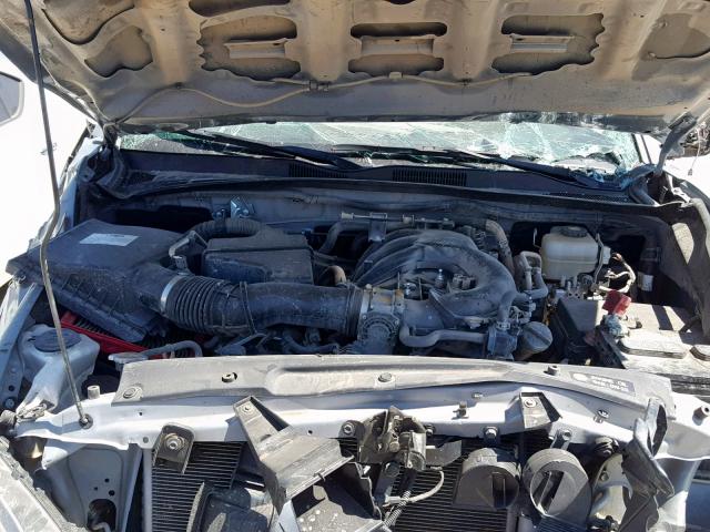 5TFCZ5AN7HX091247 - 2017 TOYOTA TACOMA DOU SILVER photo 7