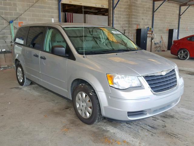 2A8HR44H68R639557 - 2008 CHRYSLER TOWN & COU SILVER photo 1