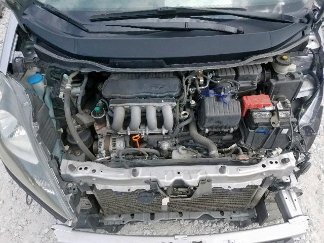 JHMGE8H34DC074716 - 2013 HONDA FIT GRAY photo 7