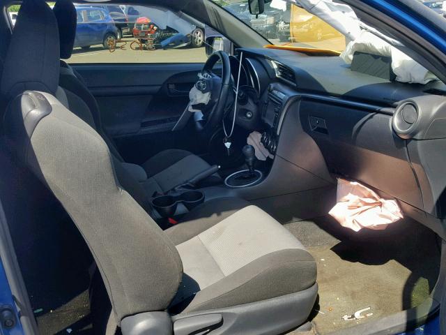 JTKJF5C76FJ006616 - 2015 TOYOTA SCION TC Bleu photo 5
