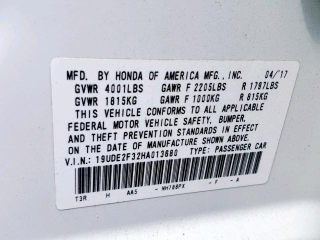 19UDE2F32HA013680 - 2017 ACURA ILX BASE WHITE photo 10