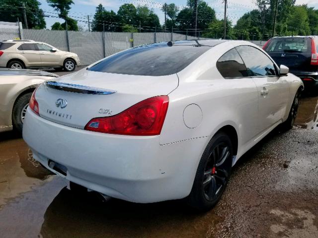 JNKCV64F29M650825 - 2009 INFINITI G37 WHITE photo 4