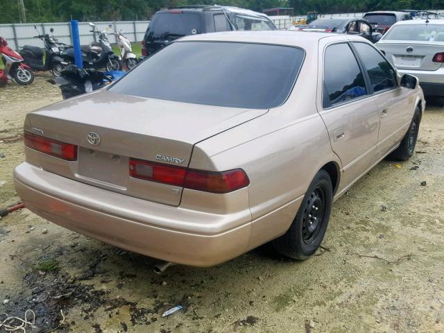 4T1BG22K6WU837752 - 1998 TOYOTA CAMRY CE GOLD photo 4