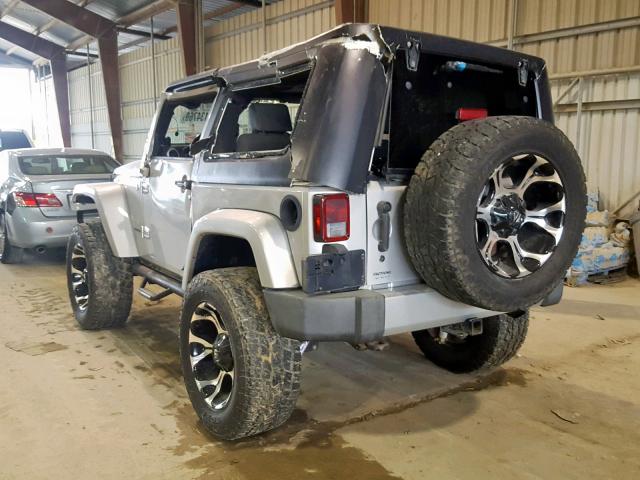 1J8FA541X9L708882 - 2009 JEEP WRANGLER S SILVER photo 3