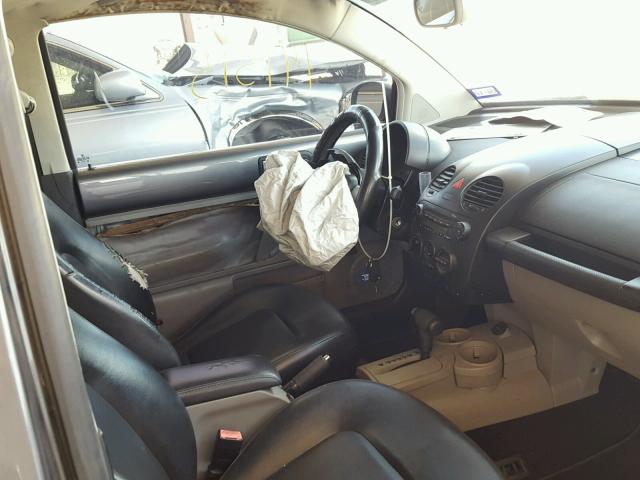 3VWCK31C44M423195 - 2004 VOLKSWAGEN NEW BEETLE 蓝色 照片 5