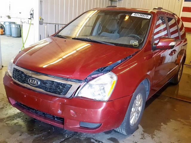 KNDMG4C77C6446855 - 2012 KIA SEDONA LX RED photo 2