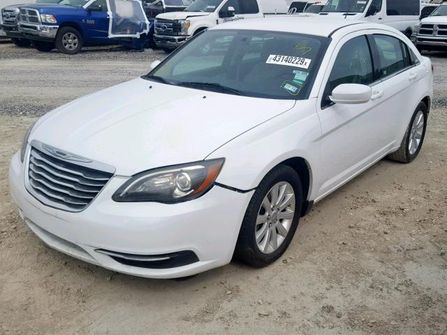 1C3CCBBG4EN105701 - 2014 CHRYSLER 200 TOURIN WHITE photo 2