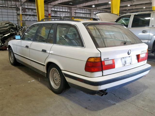 WBAHK2316RGF80615 - 1994 BMW 530 IT WHITE photo 3