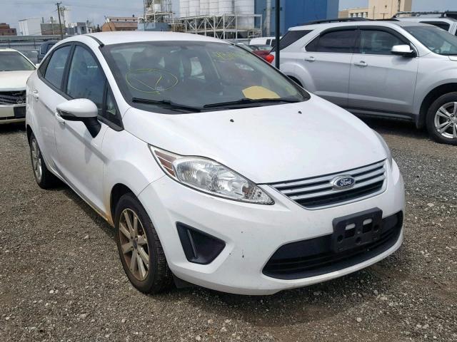 3FADP4BJ8DM175549 - 2013 FORD FIESTA SE WHITE photo 1