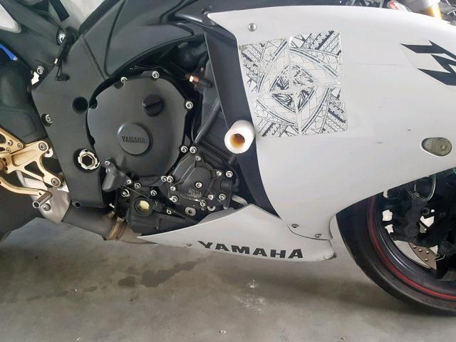 JYARN23Y6AA001988 - 2010 YAMAHA YZFR1 WHITE photo 7