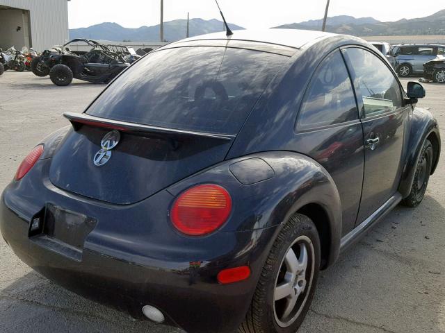 3VWCD21C2YM467769 - 2000 VOLKSWAGEN NEW BEETLE შავი ფოტო 4
