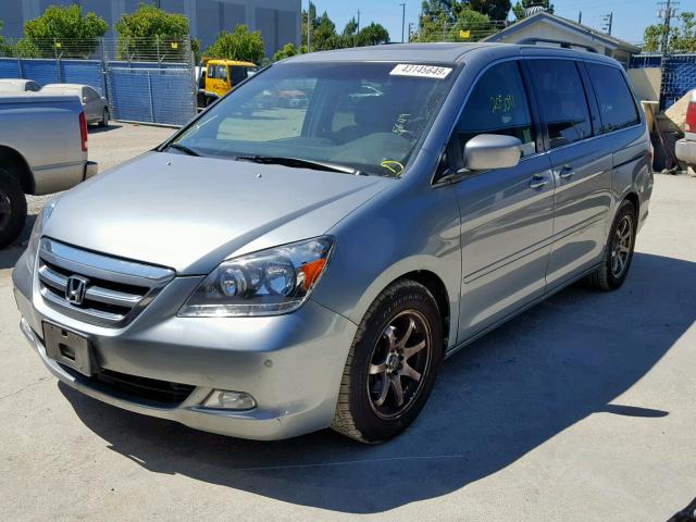 5FNRL38825B078315 - 2005 HONDA ODYSSEY TO GRAY photo 2