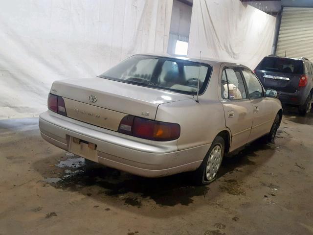 4T1BG12K3TU817965 - 1996 TOYOTA CAMRY DX SILVER photo 4