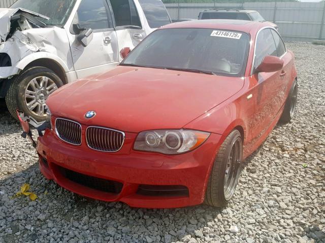 WBAUC9C55BVM11112 - 2011 BMW 135 I RED photo 2