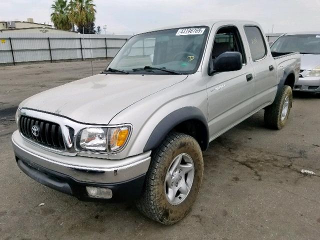 5TEGN92N14Z413595 - 2004 TOYOTA TACOMA DOU SILVER photo 2